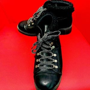 Black ankle boots size 10